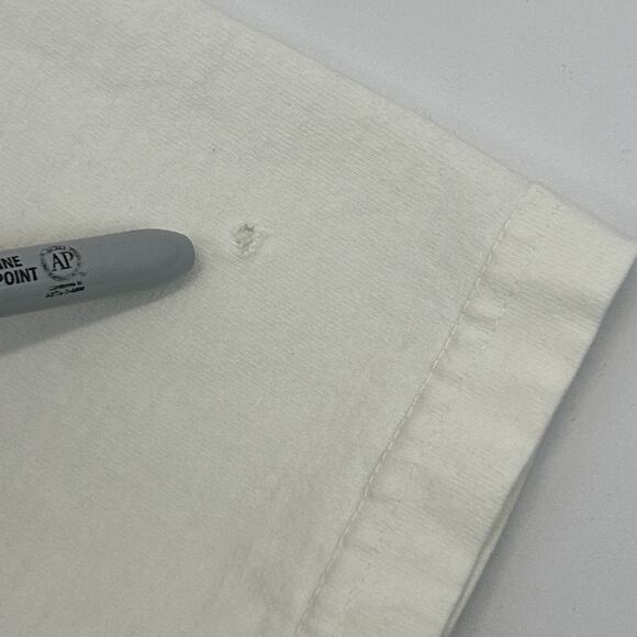 Feature x Saucony Greetings From Dreamland USA T Shirt UFO White Tee XL X-Large - Picture 4 of 12